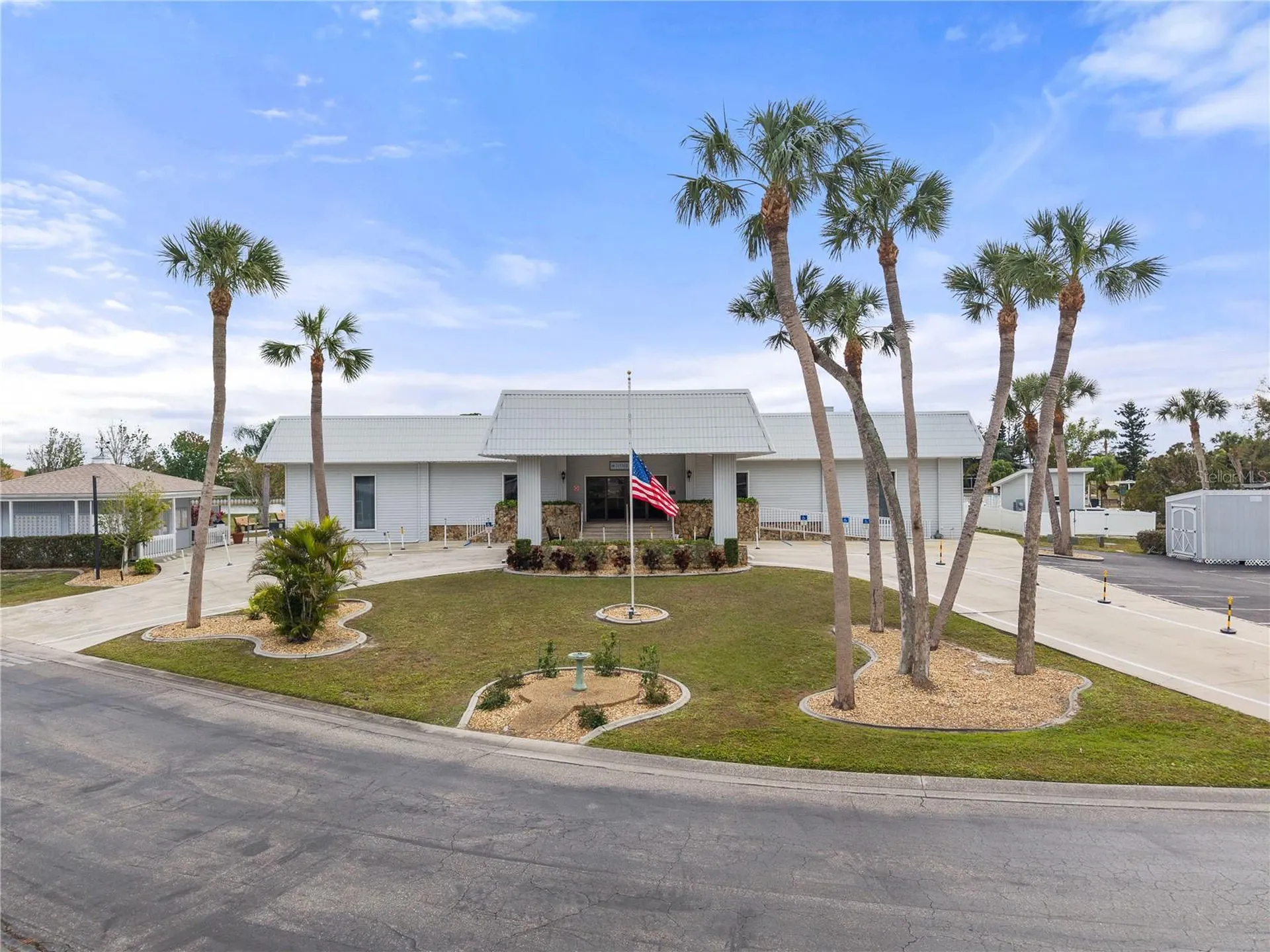 1000 Kings Highway Port Charlotte FL 33980