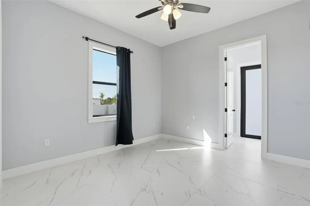 2415 56th Avenue NE Naples FL 34120