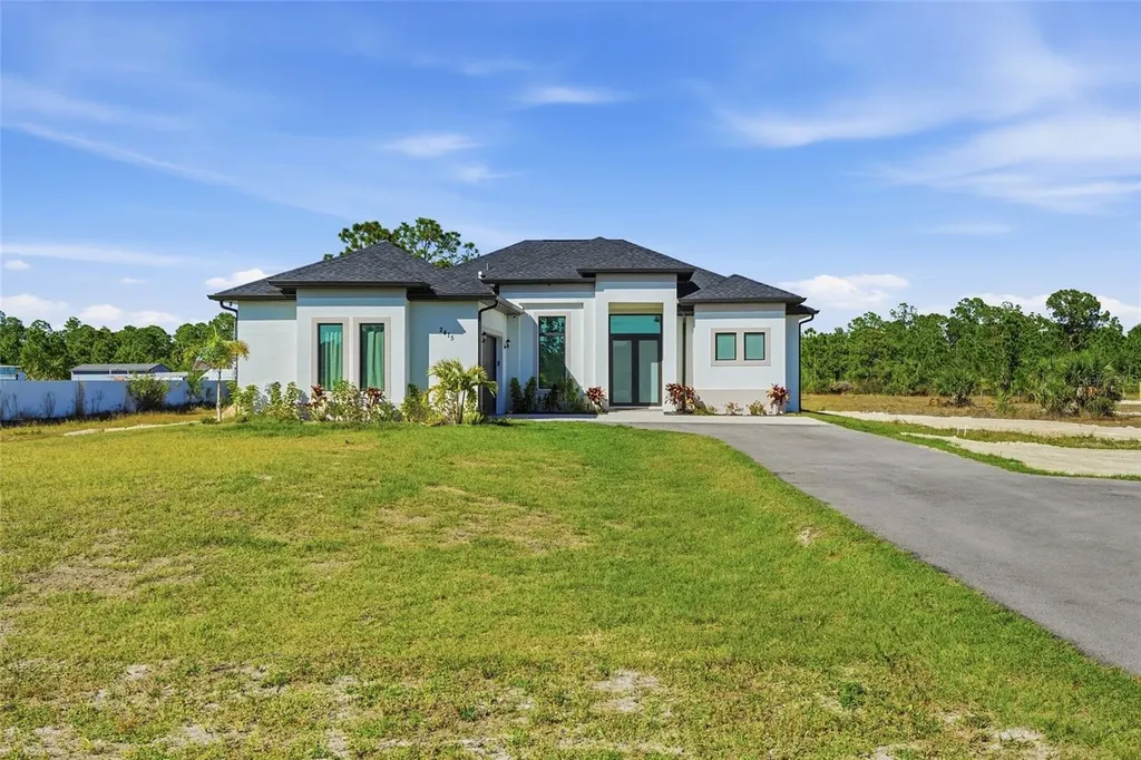 2415 56th Avenue NE Naples FL 34120
