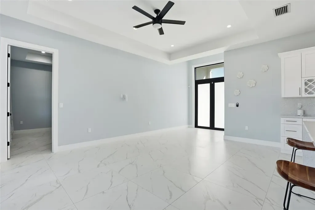 2415 56th Avenue NE Naples FL 34120