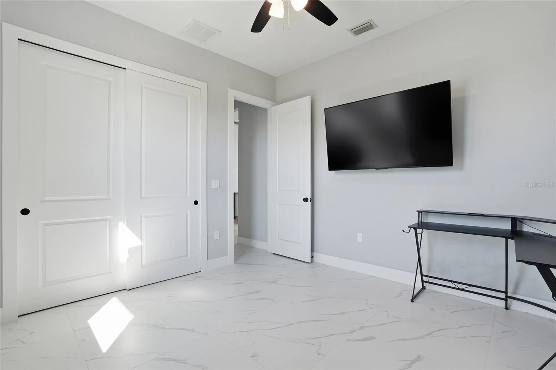 2415 56th Avenue NE Naples FL 34120