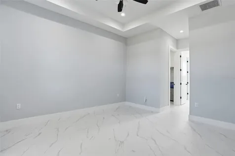 2415 56th Avenue NE Naples FL 34120
