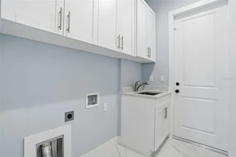 2415 56th Avenue NE Naples FL 34120