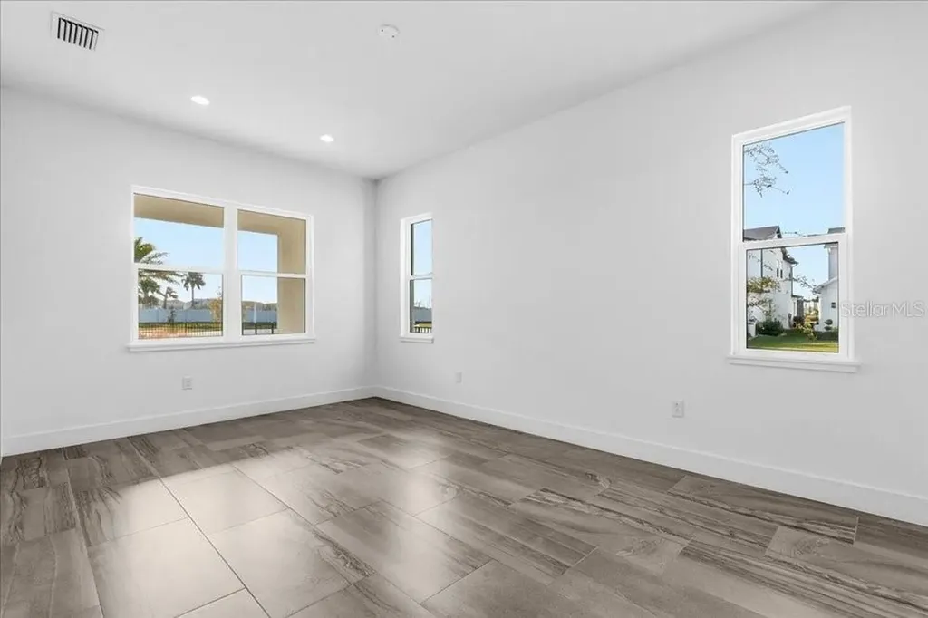 9004 Santorini Drive Orlando FL 32827
