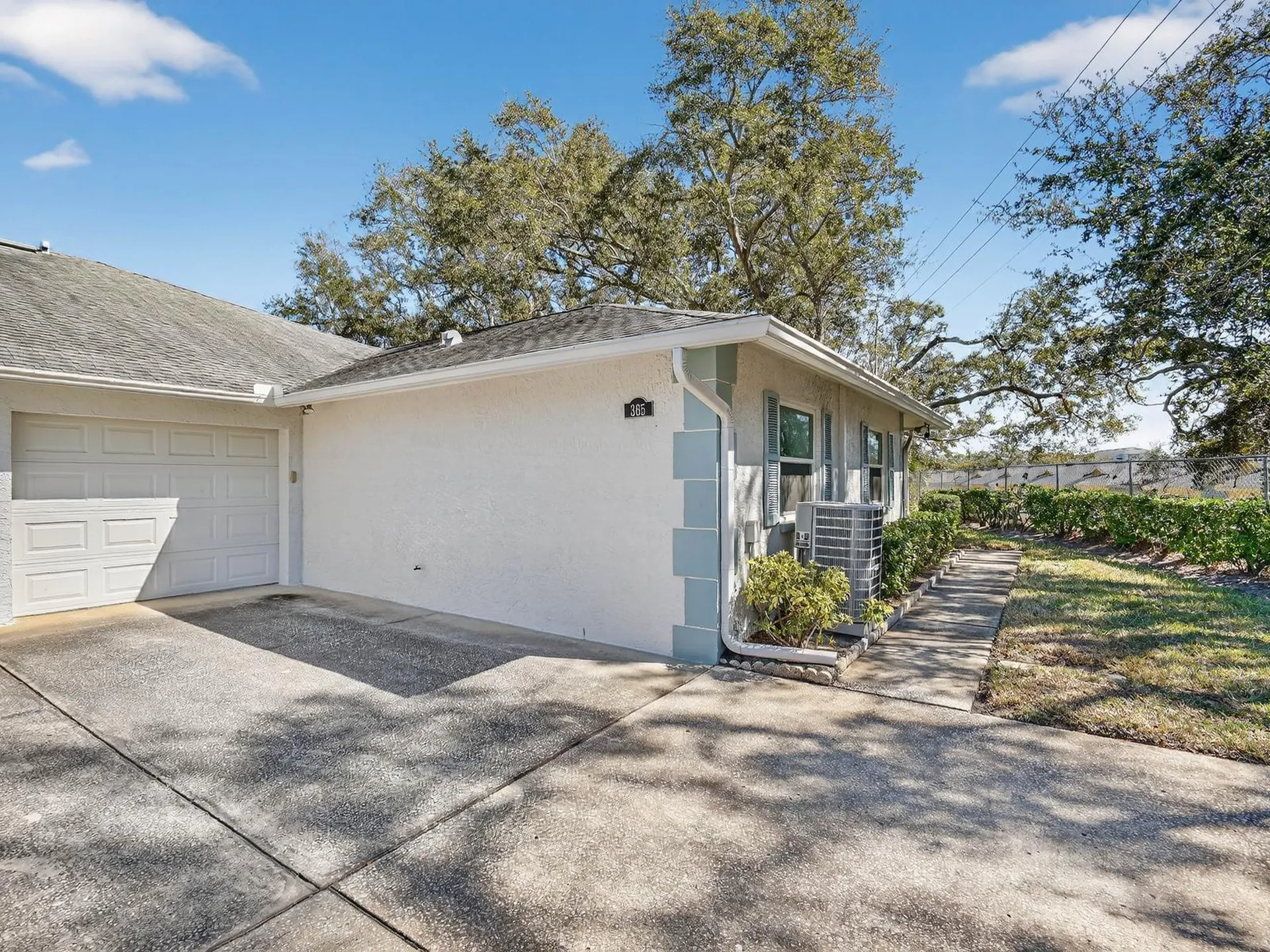 365 Durham Court Dunedin FL 34698
