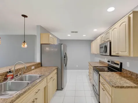365 Durham Court Dunedin FL 34698