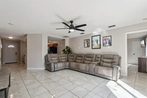 810 Valnera Court Kissimmee FL 34758