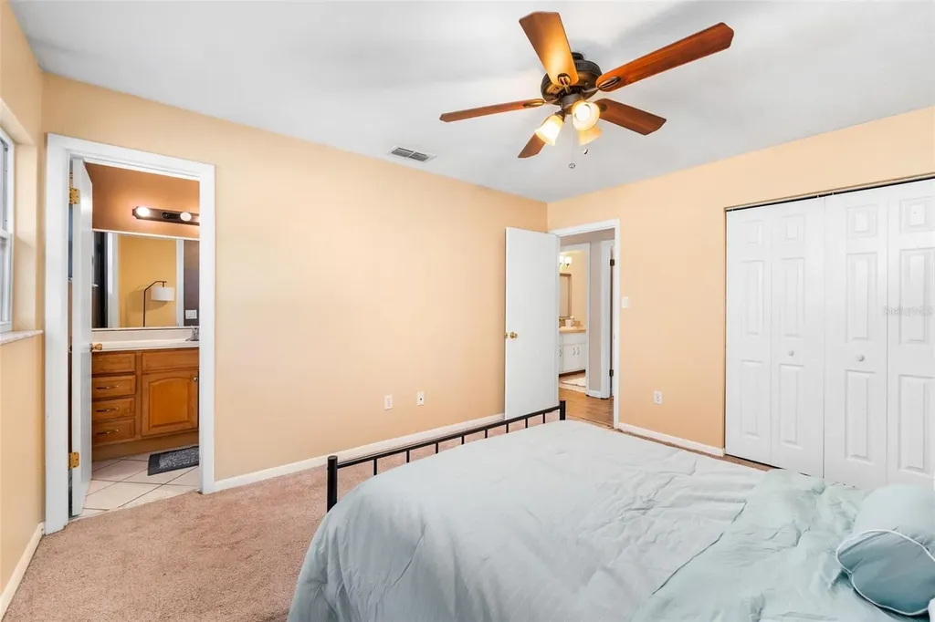 8604 NW 1st Avenue Gainesville FL 32607
