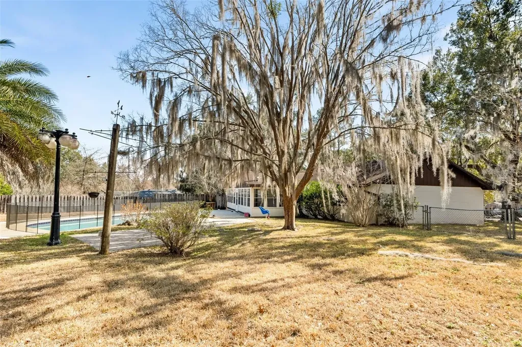 8604 NW 1st Avenue Gainesville FL 32607