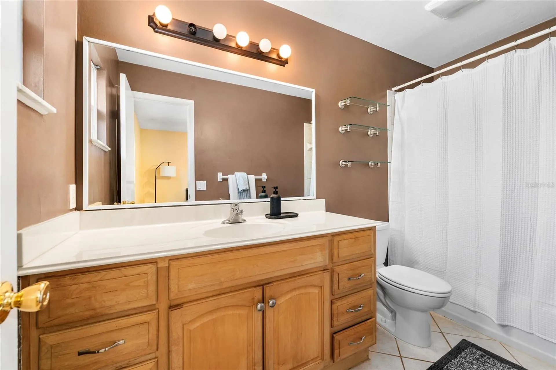 8604 NW 1st Avenue Gainesville FL 32607