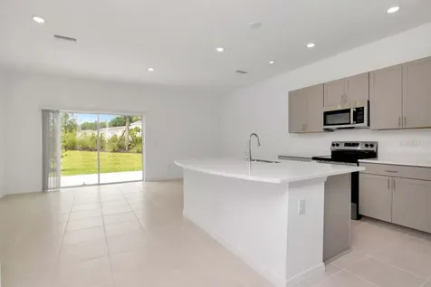 34234 Polacca Lane Wesley Chapel FL 33543