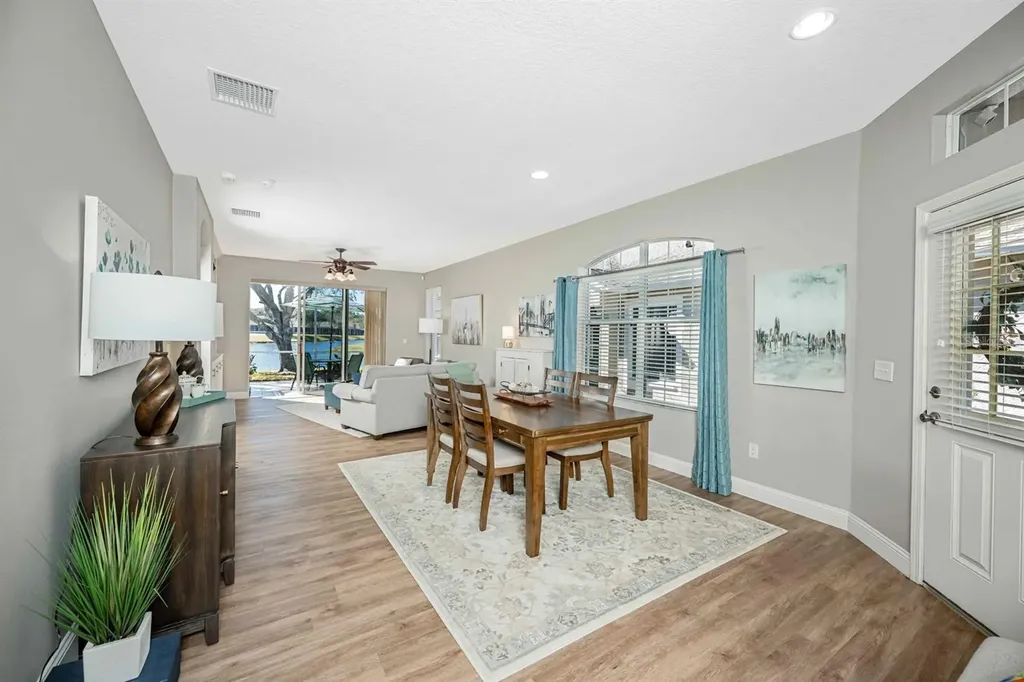 5911 Phoebenest Drive Lithia FL 33547