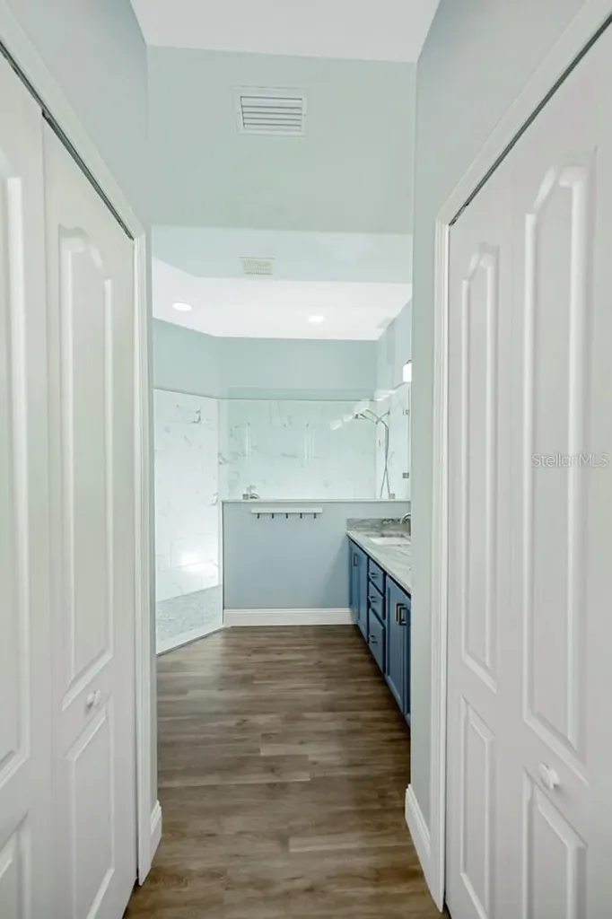 5911 Phoebenest Drive Lithia FL 33547