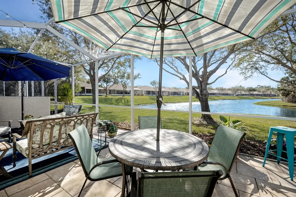 5911 Phoebenest Drive Lithia FL 33547