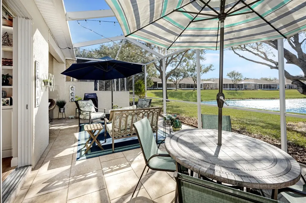 5911 Phoebenest Drive Lithia FL 33547