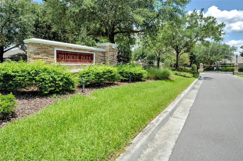 5911 Phoebenest Drive Lithia FL 33547