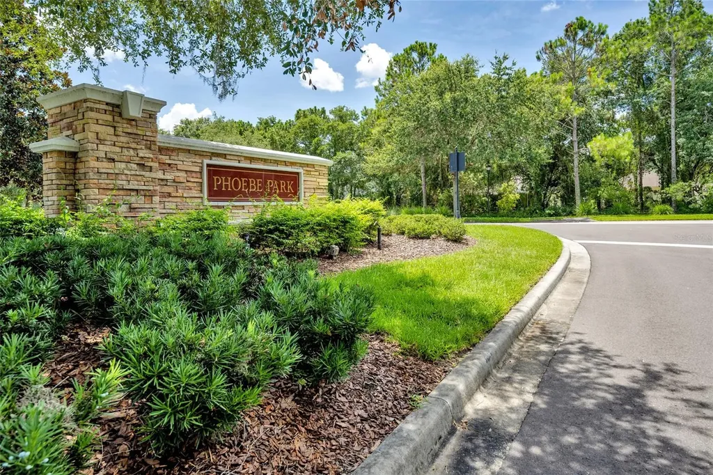 5911 Phoebenest Drive Lithia FL 33547