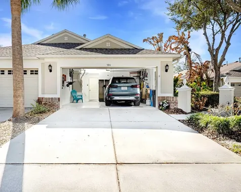 5911 Phoebenest Drive Lithia FL 33547