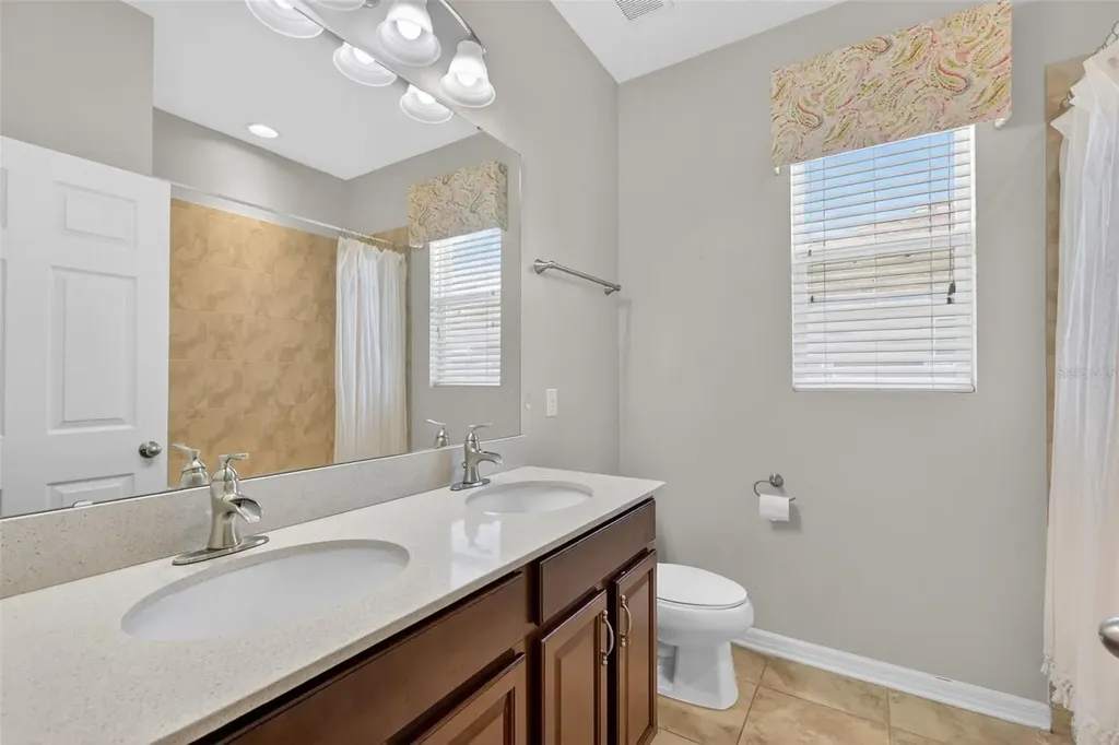 2451 Plumadore Drive Grand Island FL 32735