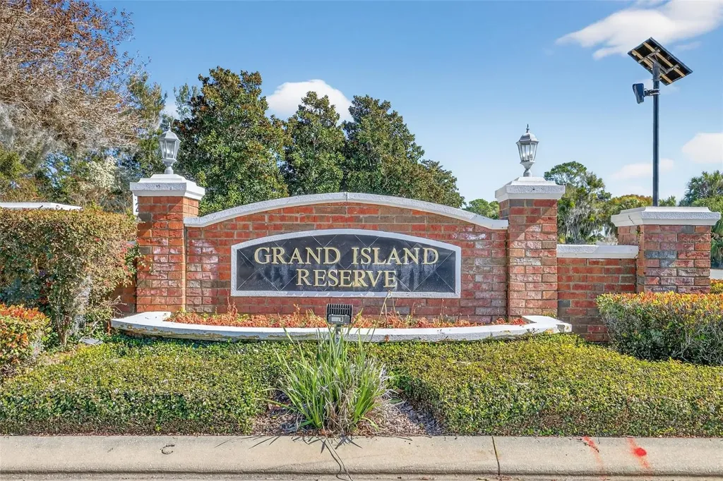 2451 Plumadore Drive Grand Island FL 32735