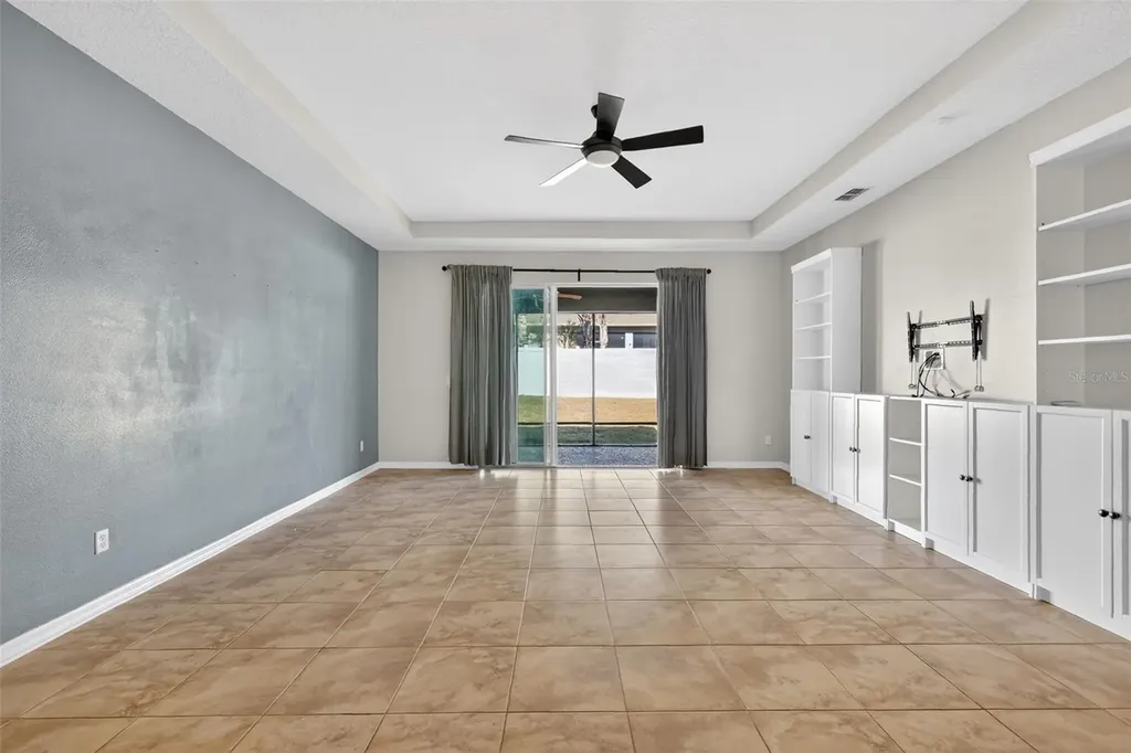 2451 Plumadore Drive Grand Island FL 32735