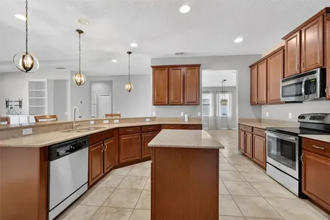 2451 Plumadore Drive Grand Island FL 32735