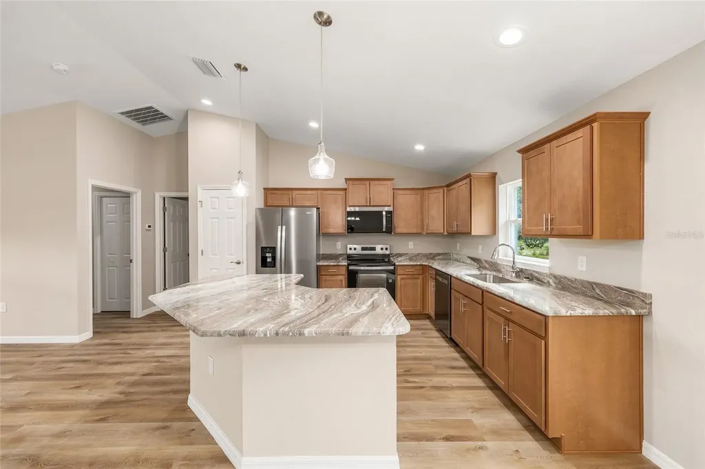 5676 N Summerfield Point Citrus Springs FL 34434