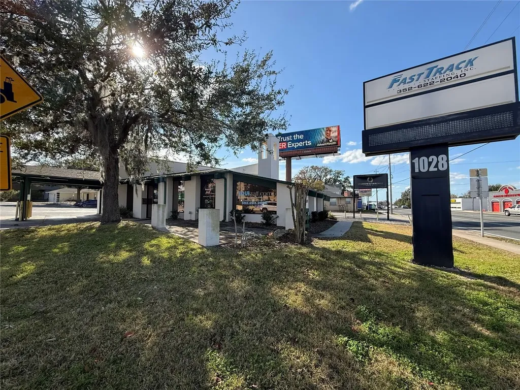 1028 E Silver Springs Boulevard Ocala FL 34470