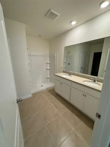 240 Taylor Groves Street Lake Wales FL 33898