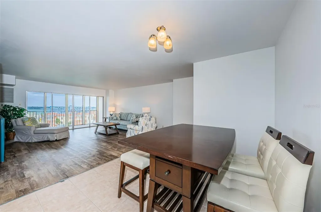 10355 Paradise Boulevard Treasure Island FL 33706