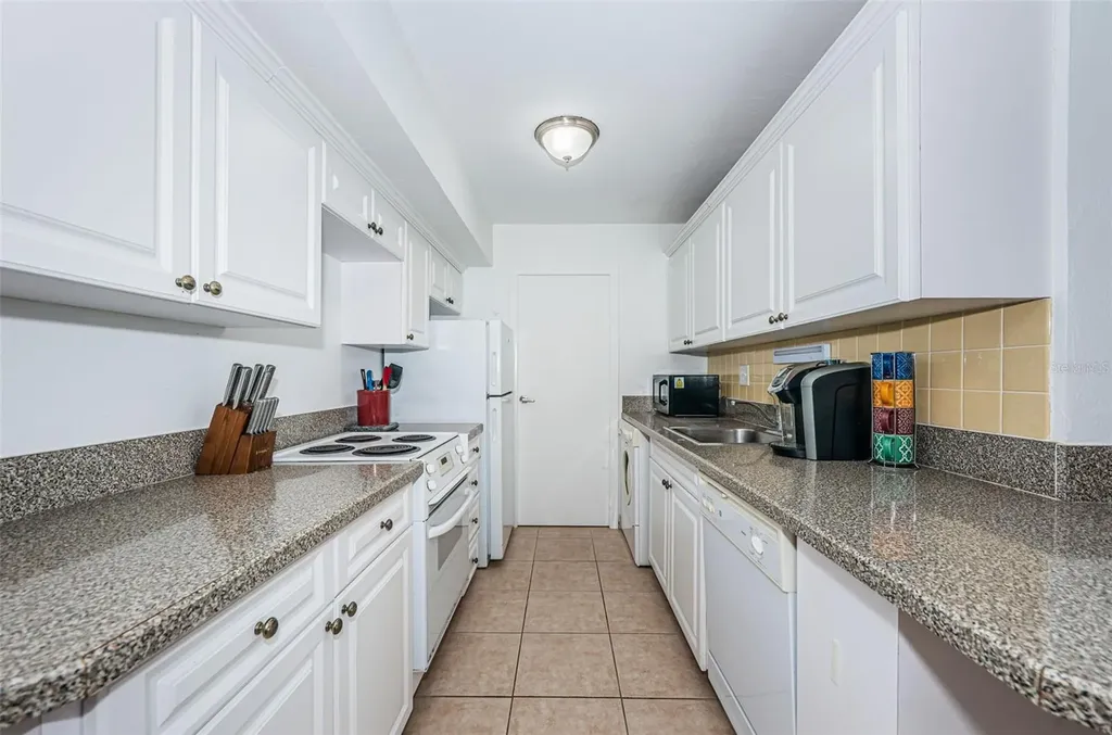 10355 Paradise Boulevard Treasure Island FL 33706