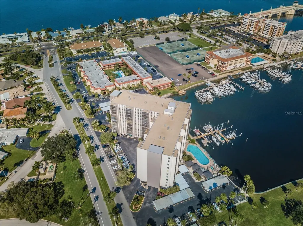 10355 Paradise Boulevard Treasure Island FL 33706
