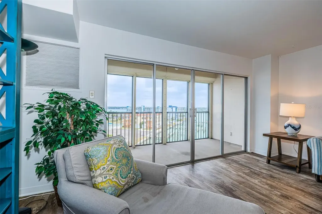 10355 Paradise Boulevard Treasure Island FL 33706