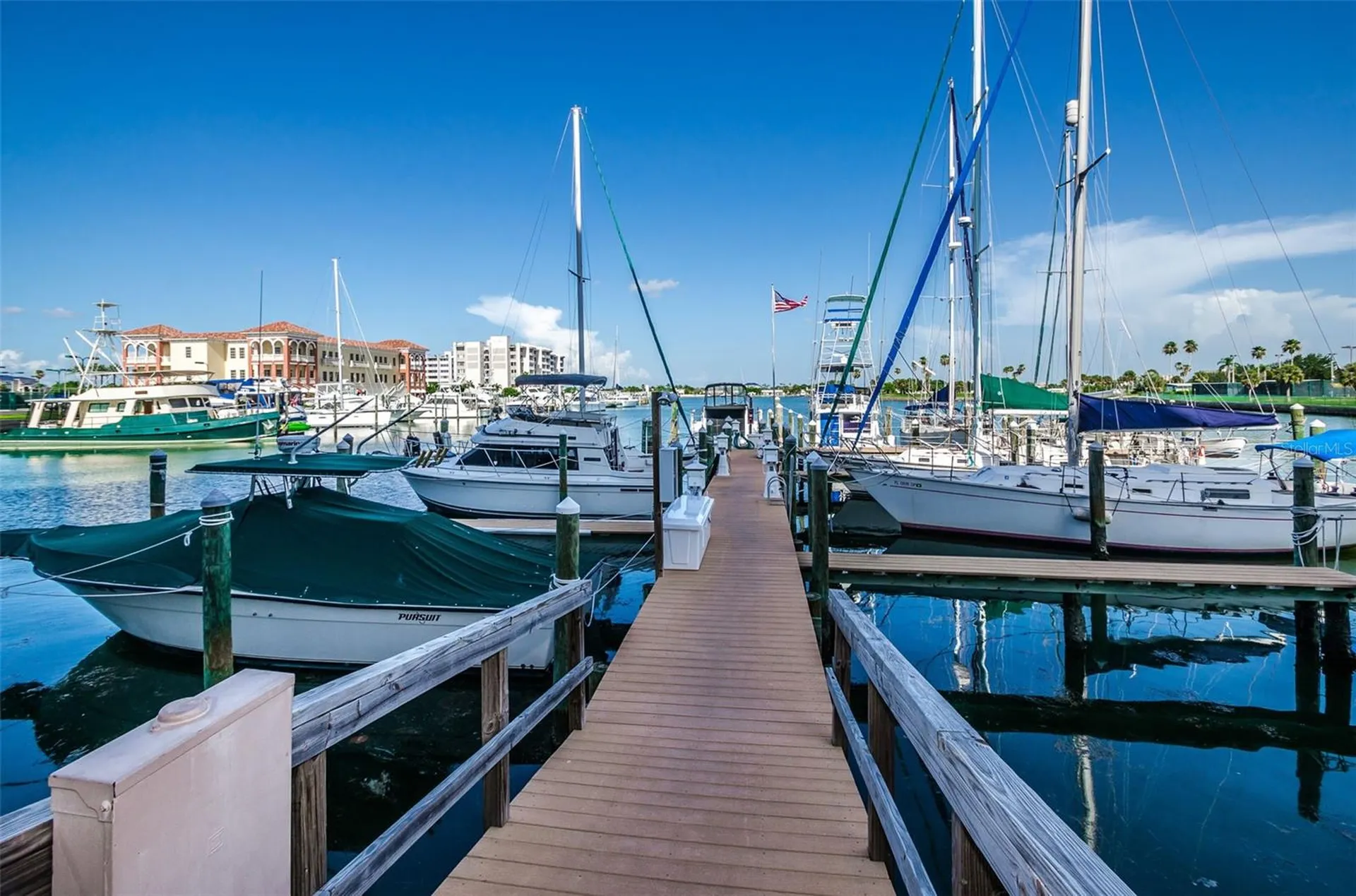 10355 Paradise Boulevard Treasure Island FL 33706
