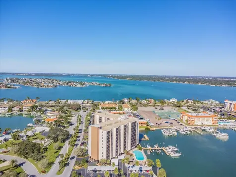 10355 Paradise Boulevard Treasure Island FL 33706