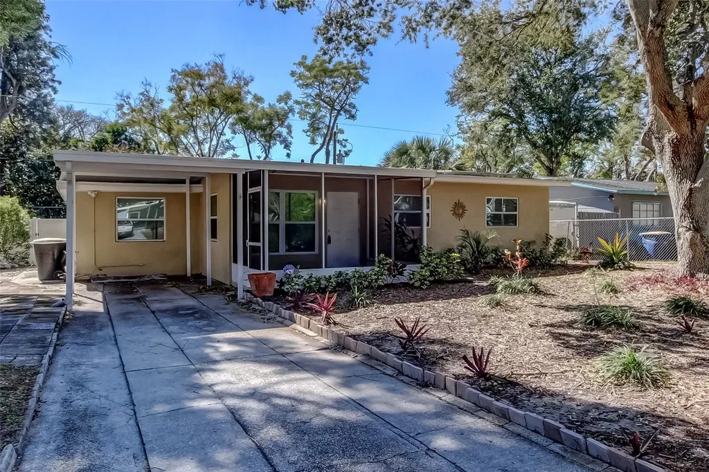 1353 Mary L Road Clearwater FL 33755