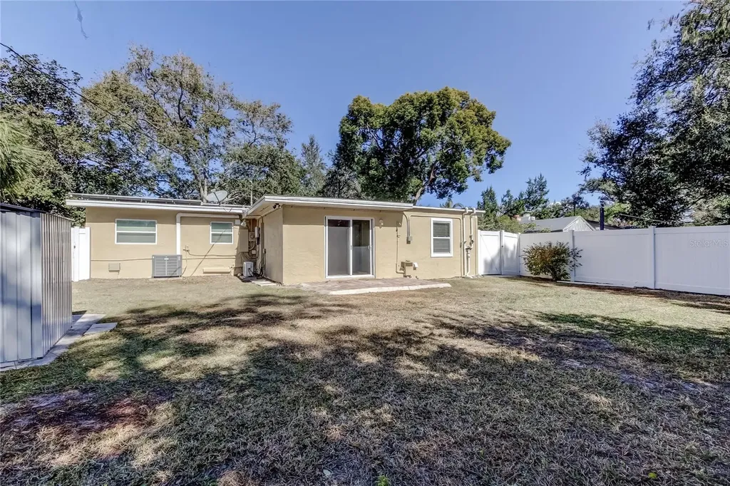 1353 Mary L Road Clearwater FL 33755