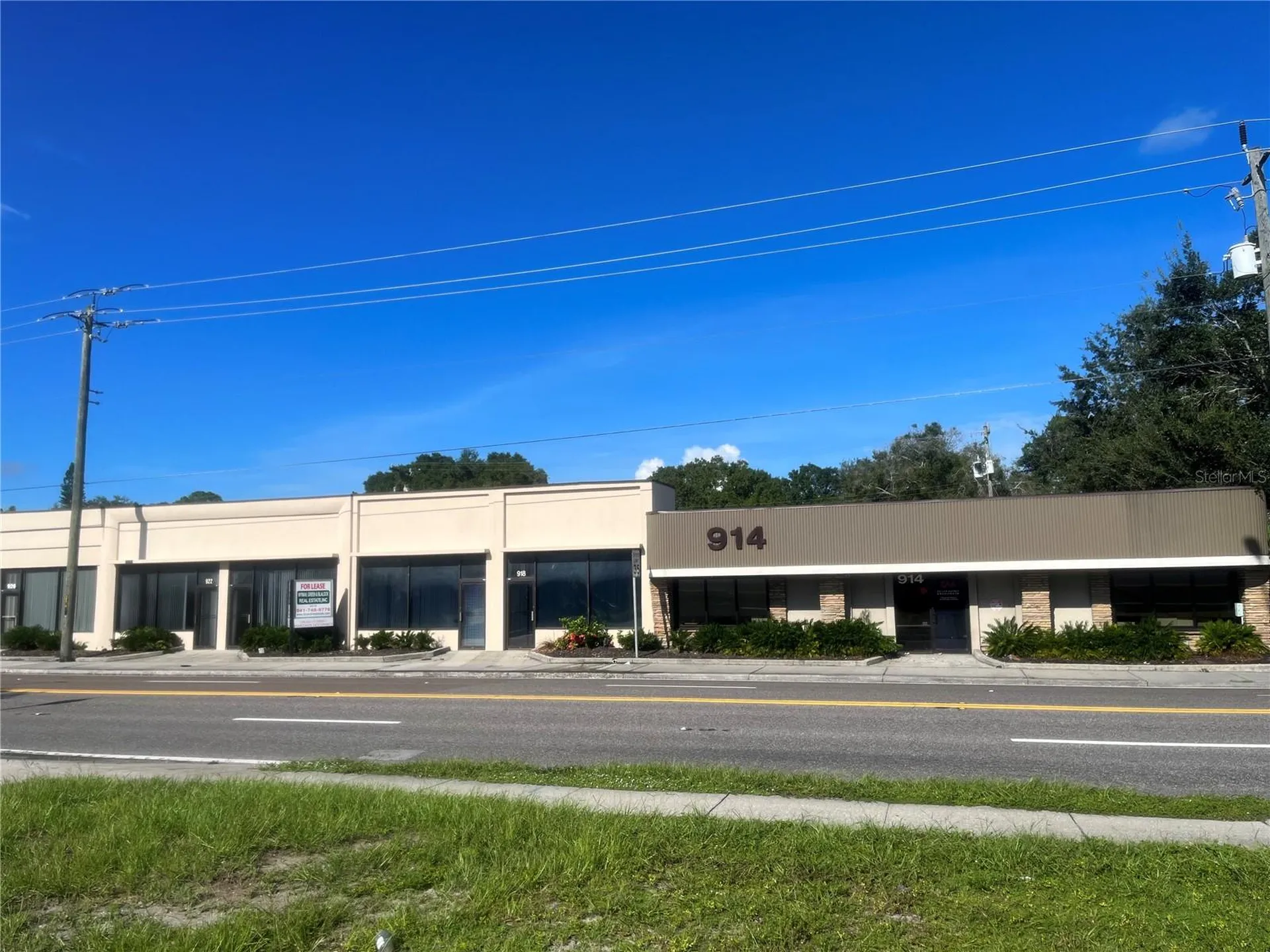 928 14th Street W Bradenton FL 34205
