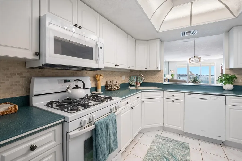 6060 Shore Boulevard S Gulfport FL 33707