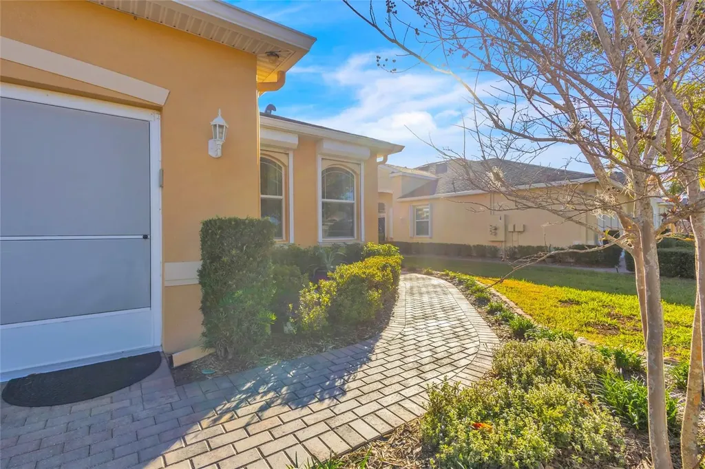 633 Chipper Drive Sun City Center FL 33573