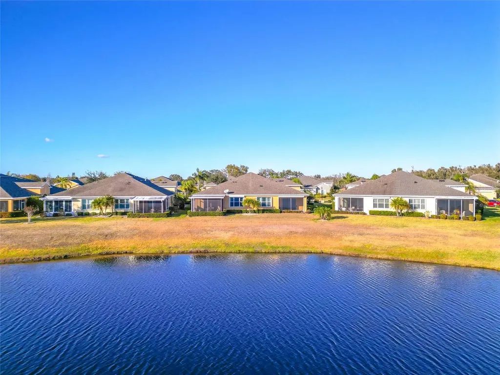 633 Chipper Drive Sun City Center FL 33573