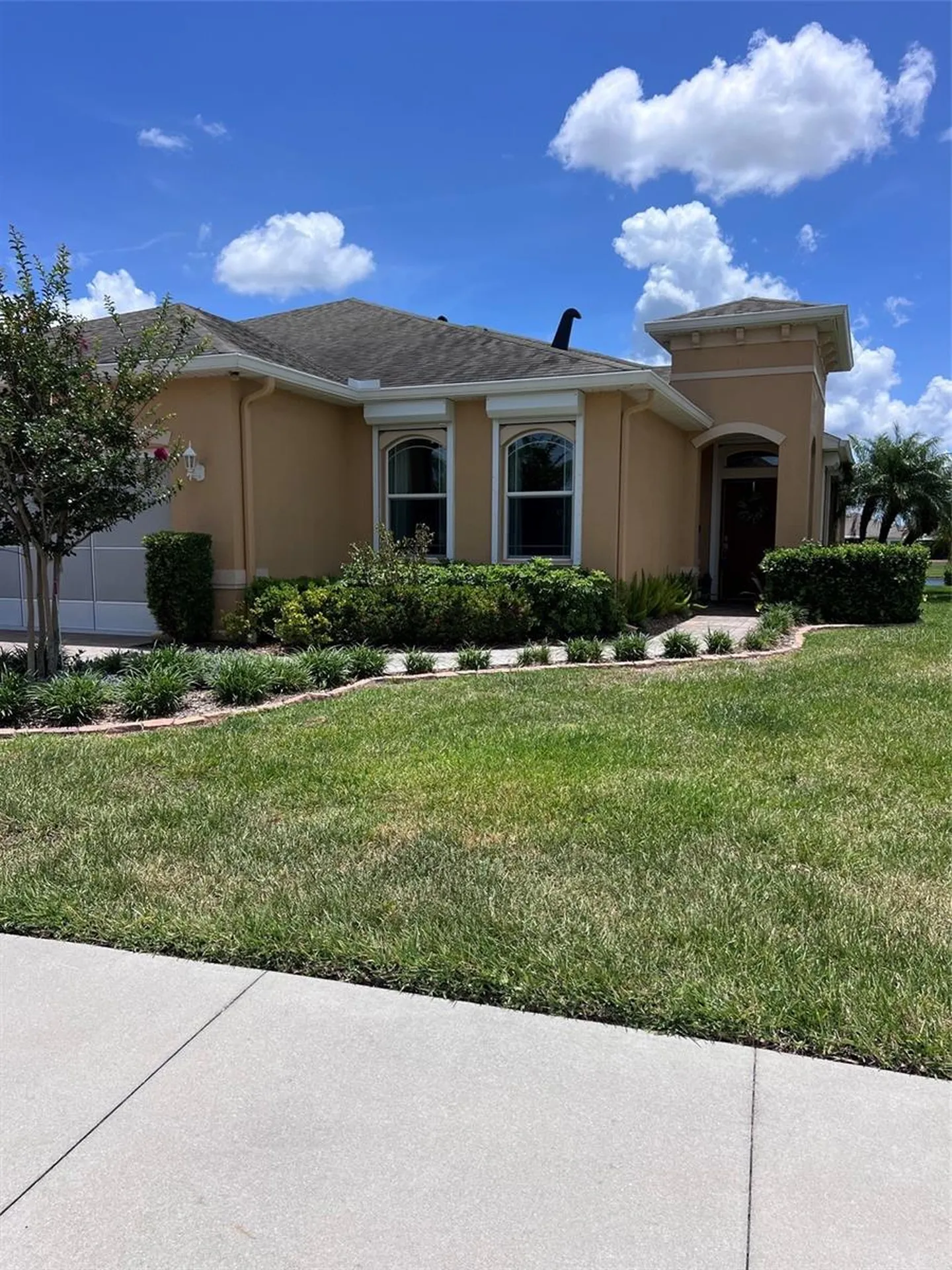 633 Chipper Drive Sun City Center FL 33573