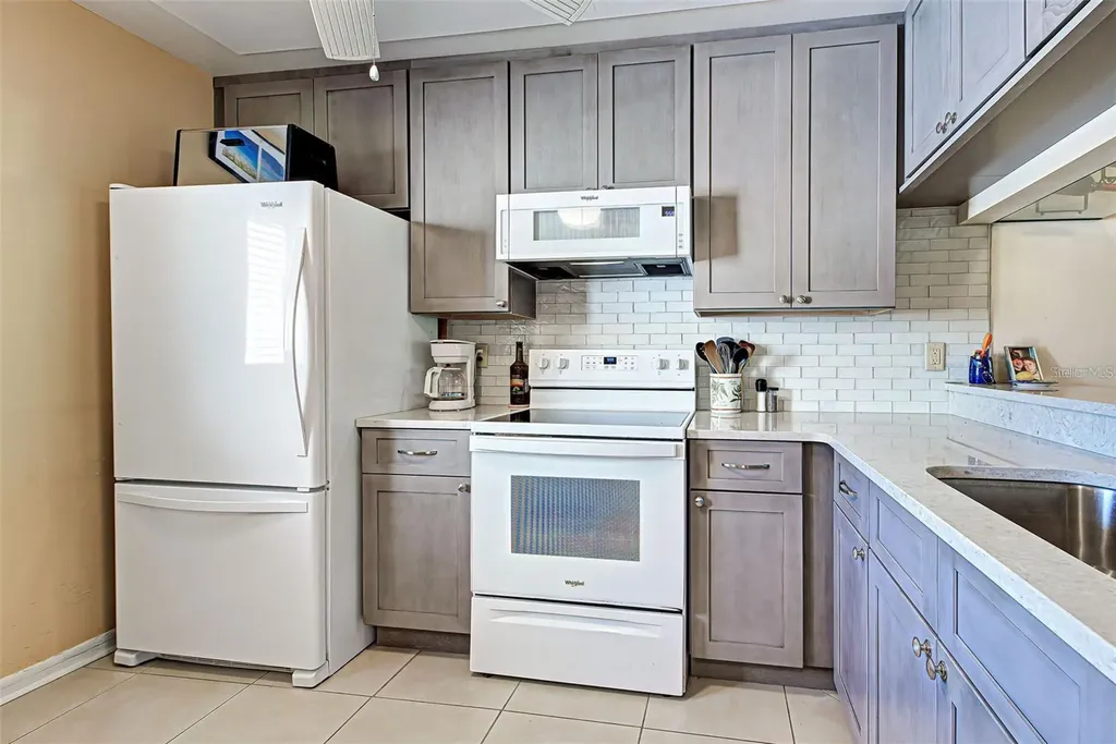 656 Bird Bay Circle Venice FL 34285