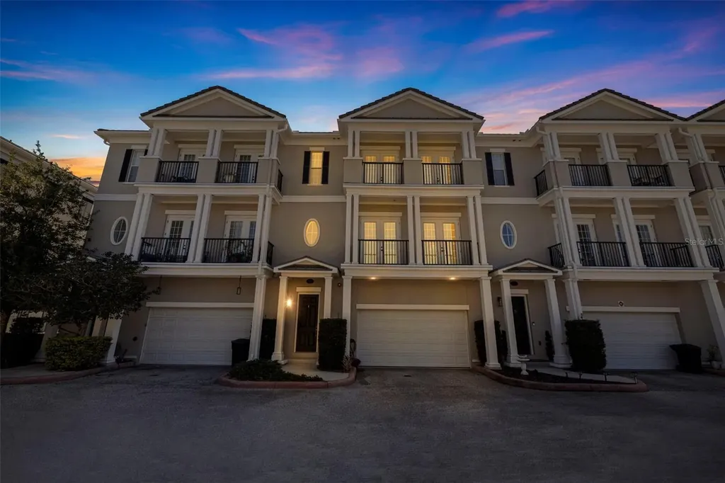 300 Newbury Place N St Petersburg FL 33716