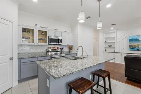 2270 Hemingway Circle Groveland FL 34736