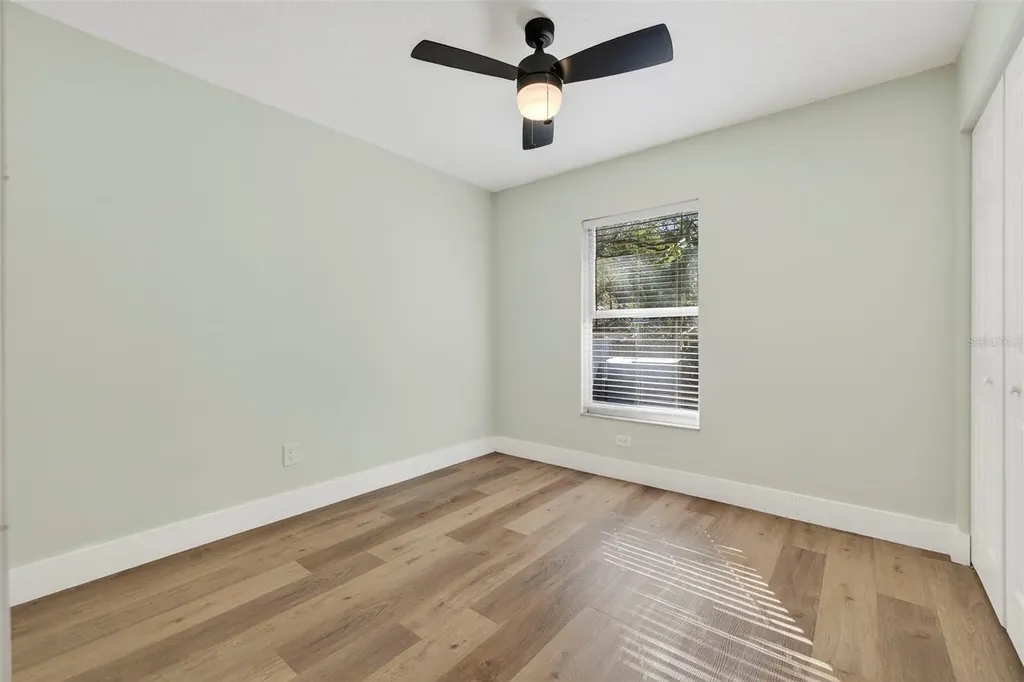 1909 E Henry Avenue Tampa FL 33610