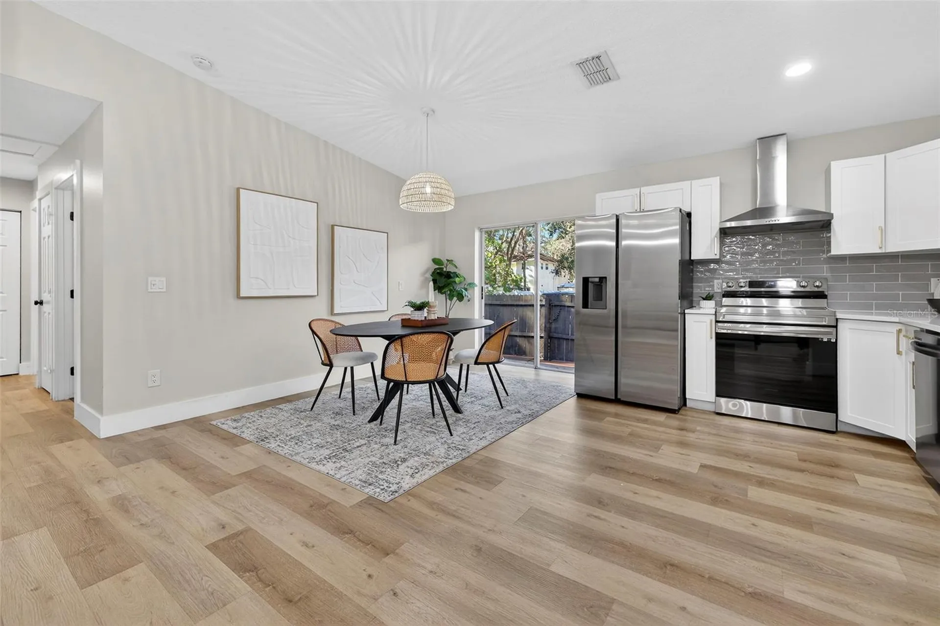 1909 E Henry Avenue Tampa FL 33610
