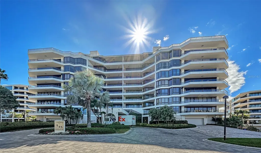 545 Sanctuary Drive Longboat Key FL 34228