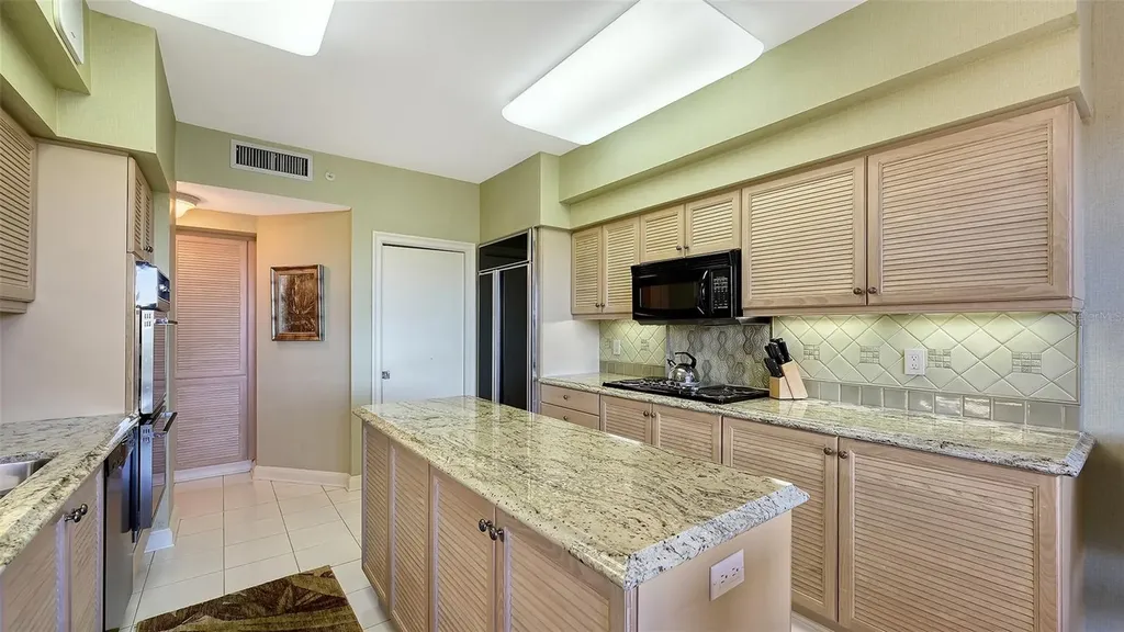 545 Sanctuary Drive Longboat Key FL 34228