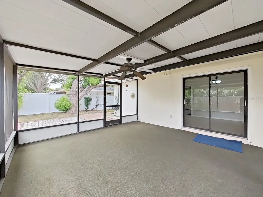 1701 Laurie Lane Belleair FL 33756